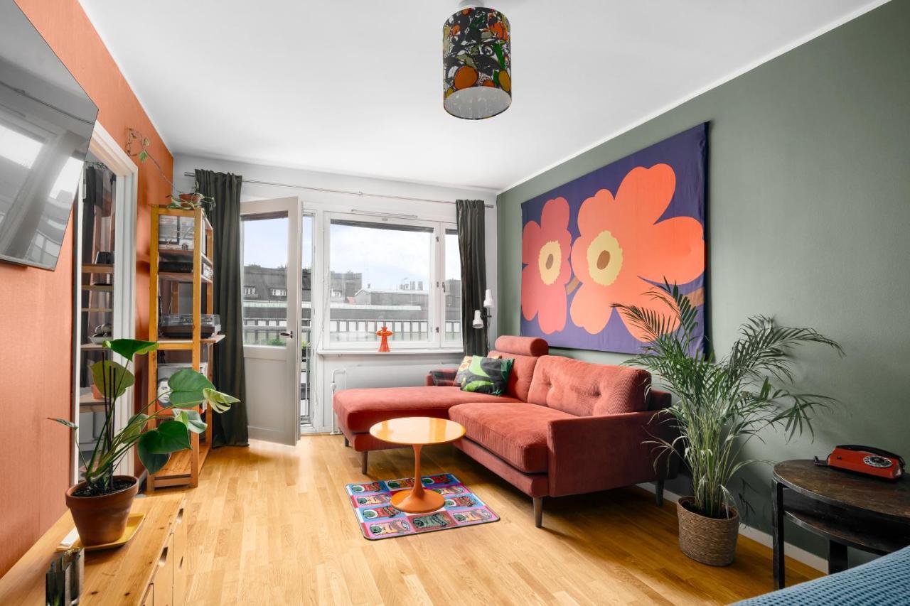 Wehost Spacious Traveller'S Hq Above Metro @Vilhonvuorenkuja 16 Lejlighed Helsinki Eksteriør billede
